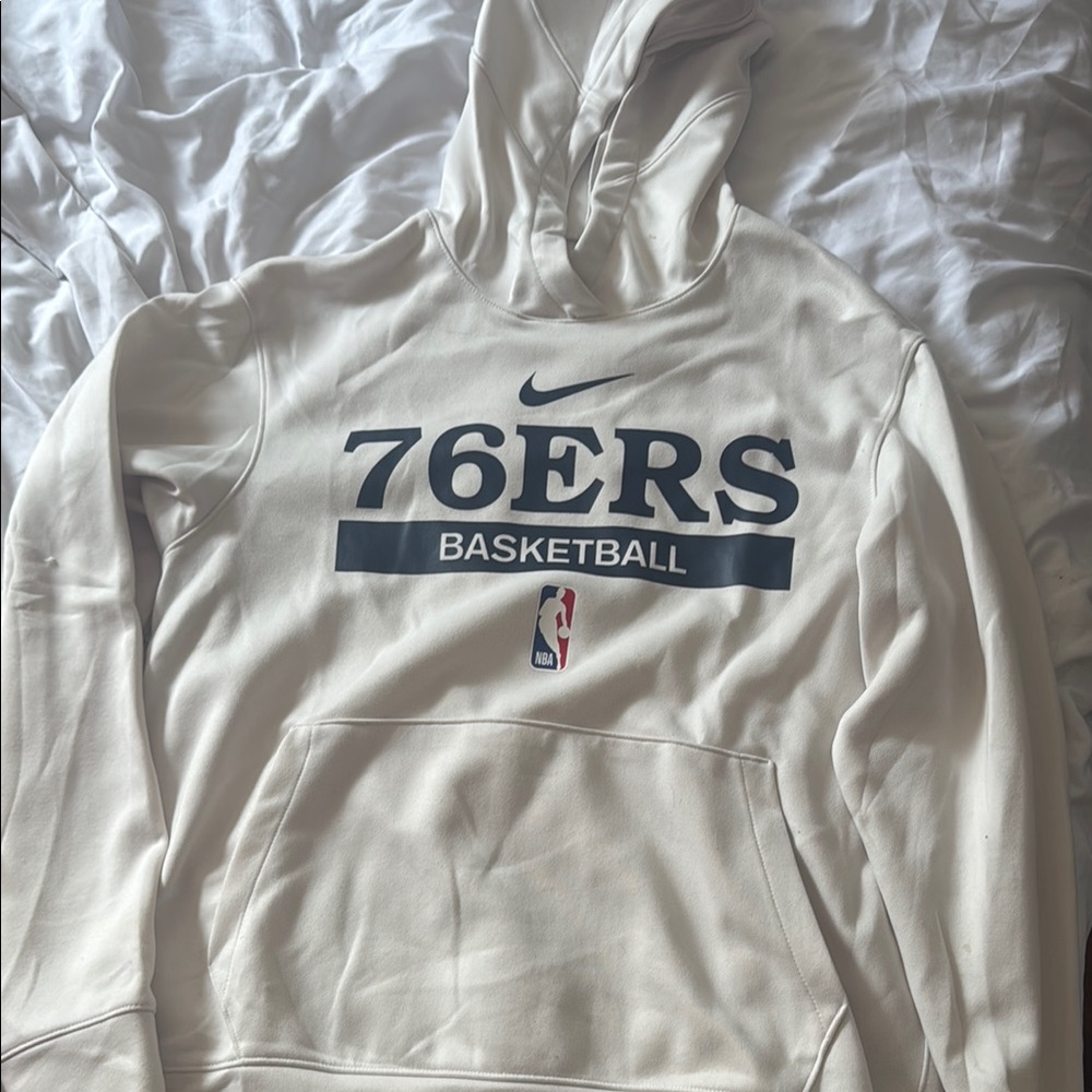 Nike 76ers Basketball Hoodie